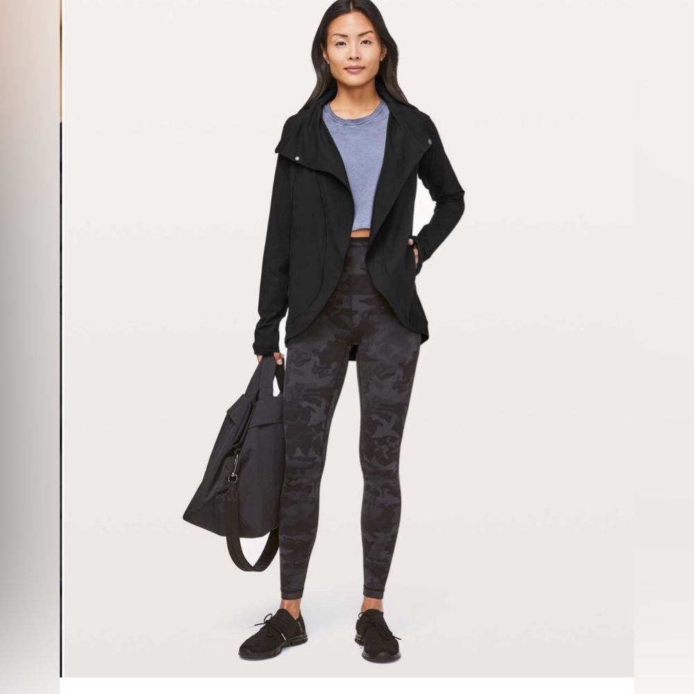 Lululemon rulu rally wrap size 8